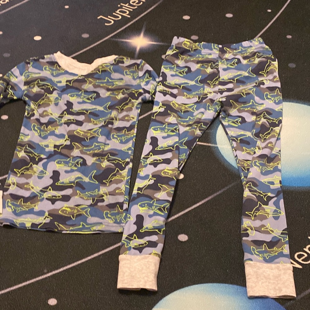 Boys pajamas size 6
